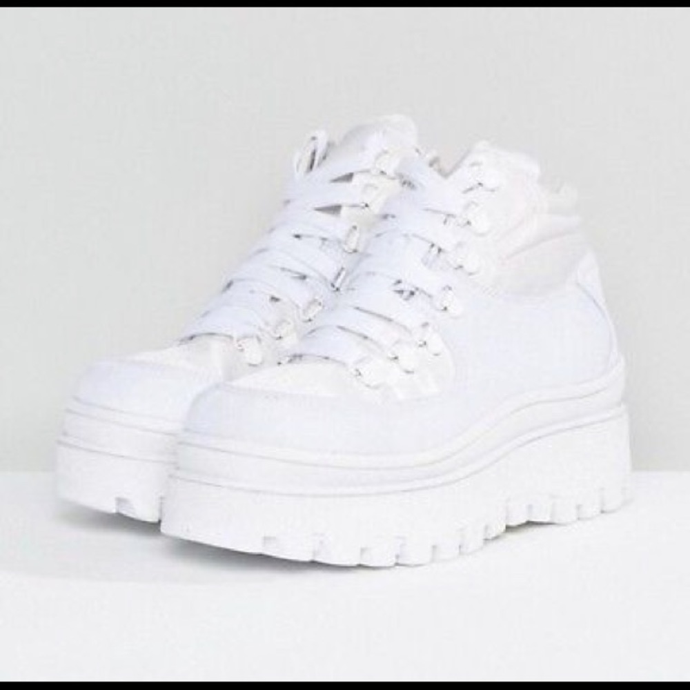 Jeffrey Campbell
Top-Peak Platform Sneaker